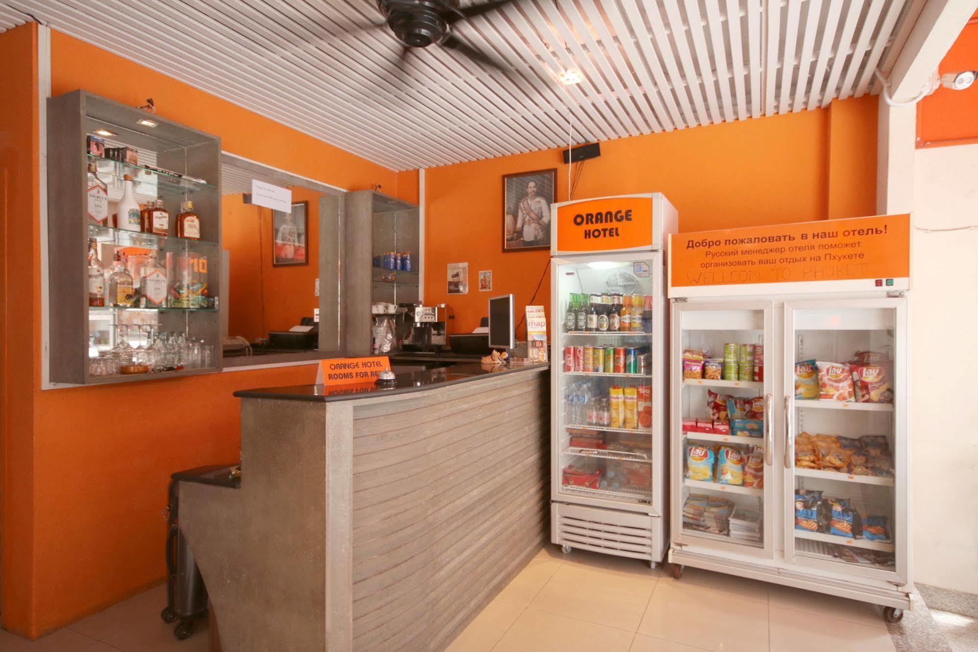Orange Hotel Patong Extérieur photo