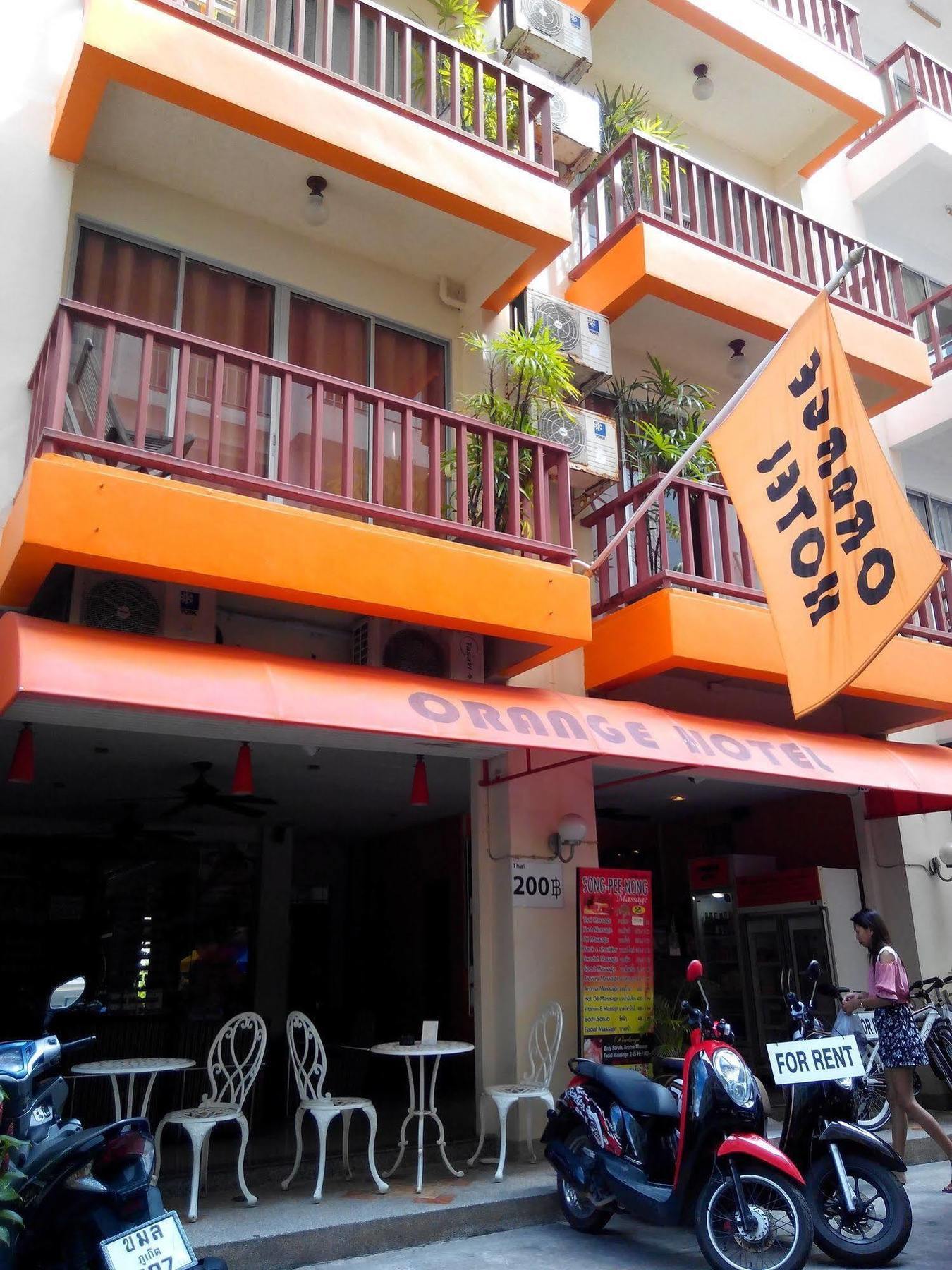 Orange Hotel Patong Extérieur photo